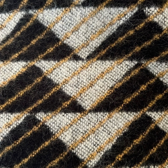 Anne Klein Wrap - Picture 5 of 6